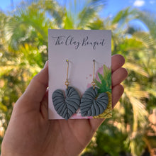 Load image into Gallery viewer, Clay - Philodendron leaf earrings
