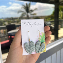 Load image into Gallery viewer, Clay - Philodendron leaf earrings
