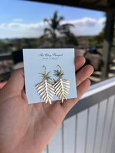 Load image into Gallery viewer, Gold palm leaf earrings
