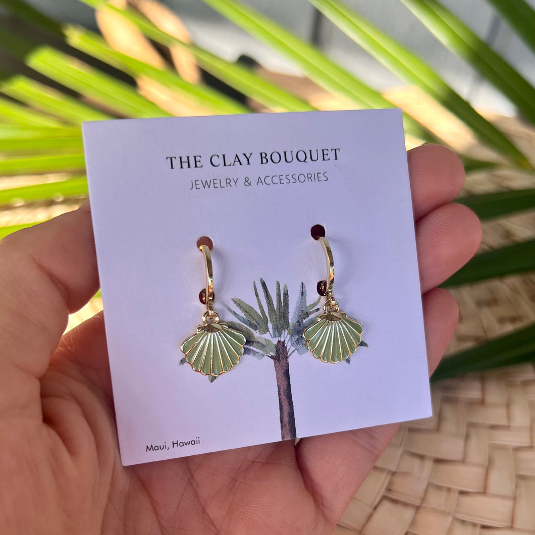 Green shell earrings