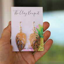 Load image into Gallery viewer, Monstera Adansonii earrings
