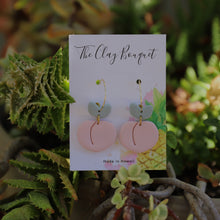 Load image into Gallery viewer, Clay - Peach earrings
