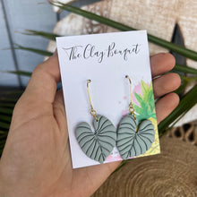 Load image into Gallery viewer, Clay - Philodendron leaf earrings
