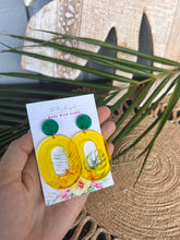 Load image into Gallery viewer, Abstract pineapple earrings
