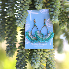 Load image into Gallery viewer, Beaded earrings no.18
