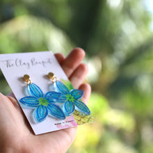 Load image into Gallery viewer, Big blue flower earrings
