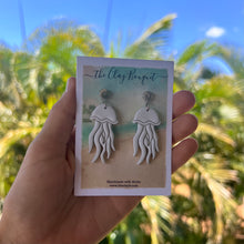 Load image into Gallery viewer, Clay - Jellyfish earrings
