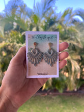 Load image into Gallery viewer, Clay - Boho feather earrings
