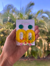 Load image into Gallery viewer, Abstract pineapple earrings
