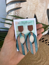 Load image into Gallery viewer, Oversized striped teardrop earrings - Teal
