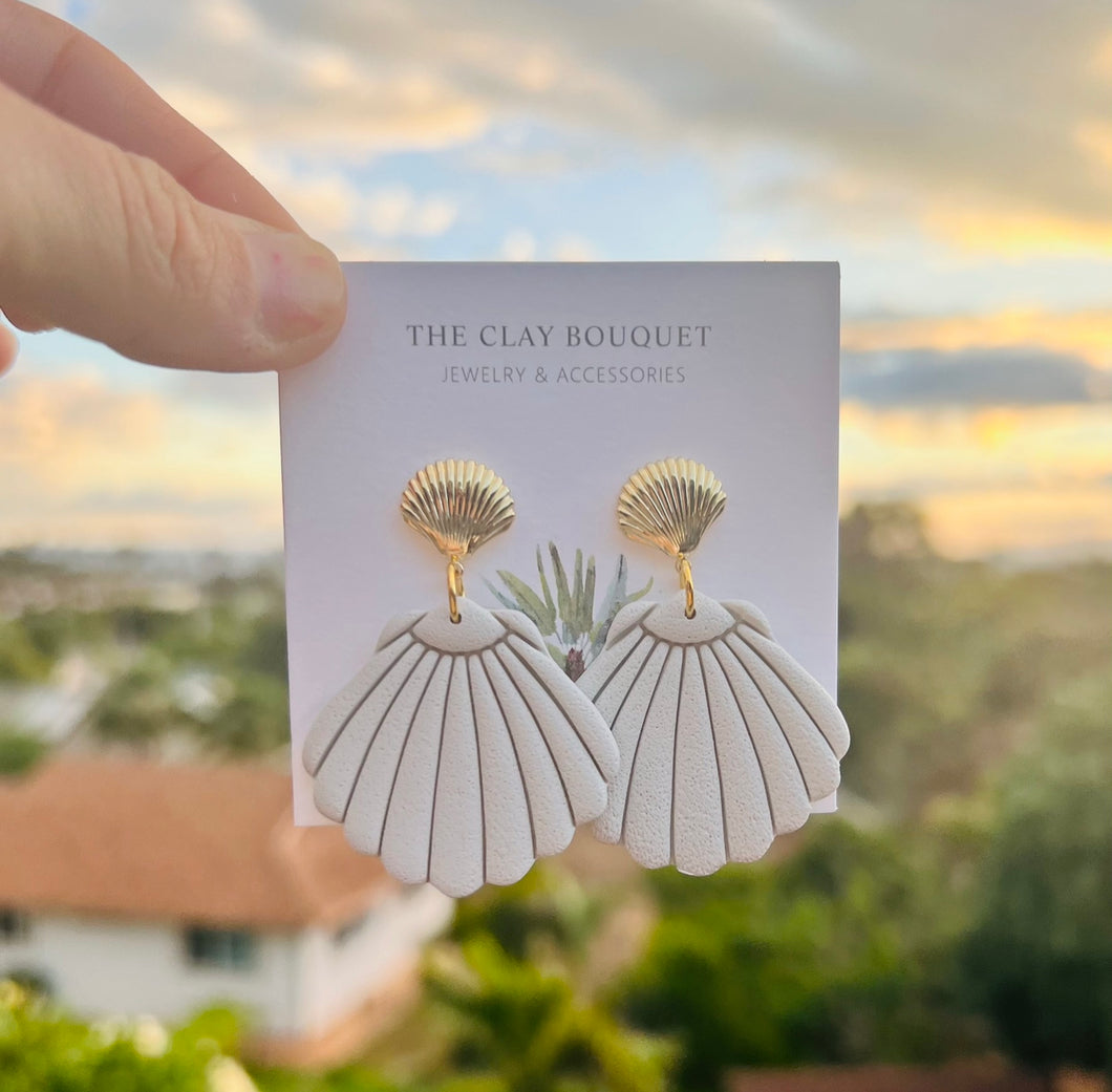 Clay - Shell earrings