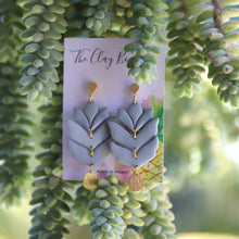 Load image into Gallery viewer, Clay - Botanical earrings
