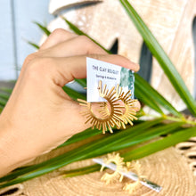 Load image into Gallery viewer, Big spiky sun earrings
