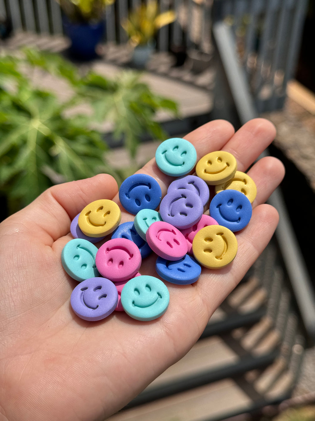 Clay - Smiley faces stud earrings