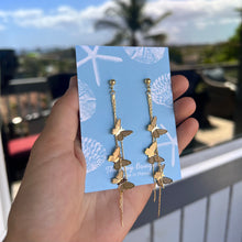 Load image into Gallery viewer, Gold / Silver butterflies dangle earrings
