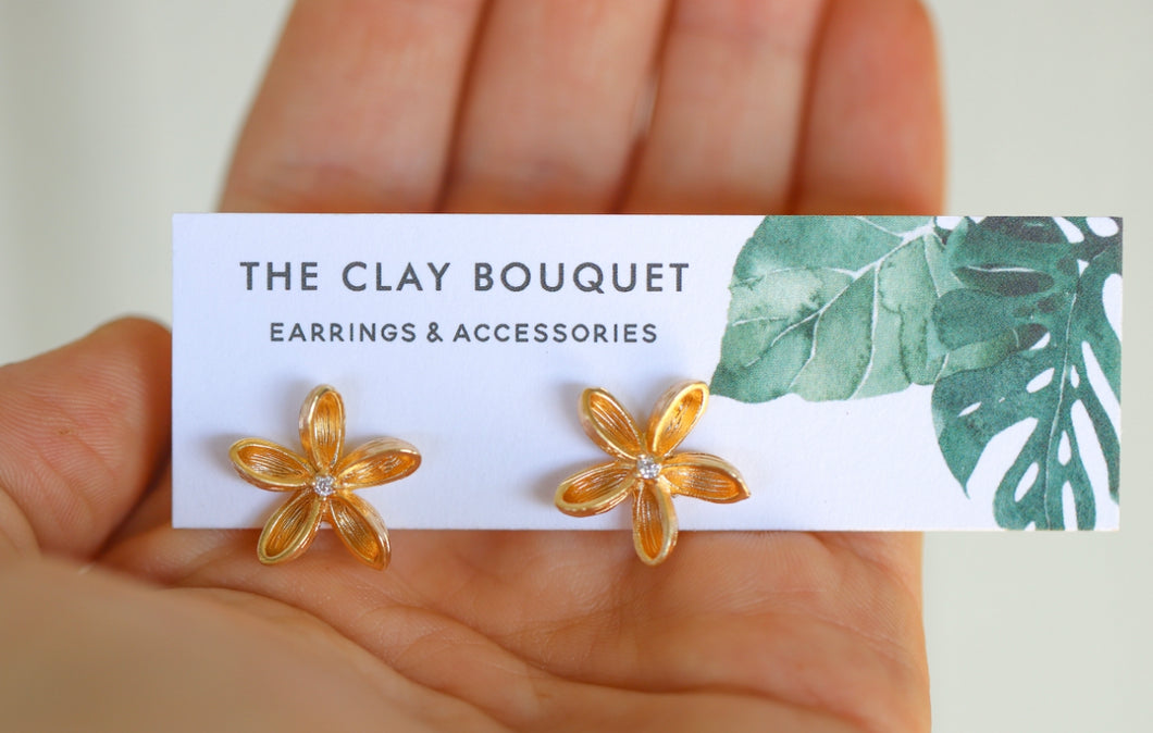 Gold earrings - flower