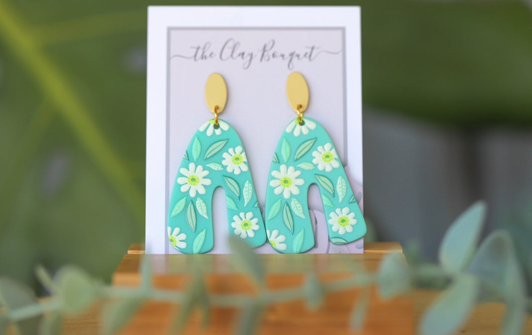 Flowers arch earrings